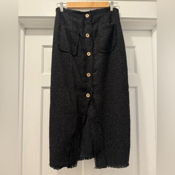 Tuckernuck Pomander Place Black Tweed Laurelle Midi Skirt size medium - Picture 3 of 4
